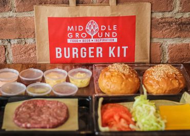 Гастробар Middle Ground запускает Burger Kit — собери сам